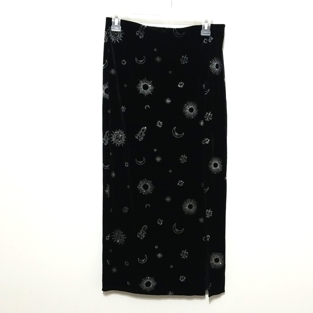 H&M Velvet zodiac skirt